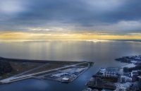 View_from_Toronto_s_CN__Tower_DDingee.jpg