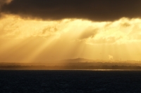 1st_light_on_Mauritius.jpg