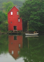 Maine_Boat_House.jpg