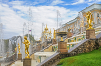 Ian_Peters_-_St_Peterhof_Fountains-0281.jpg