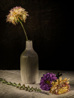 Still-Life-With_Flowers-102801-Bela-Selendy.jpg