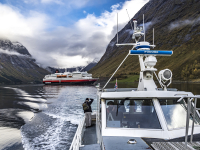 Hurtigruten_s_Nordlys_at_anchor___Ian_Peters.jpg