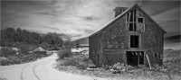 Old_Barn_by_Bert_Schmitz.jpg