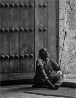 Blind_Man_at_Church_Entrance_by_Bert_Schmitz.JPG