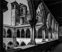 Castelo_de_Tomar_by_Bert_Schmitz.JPG