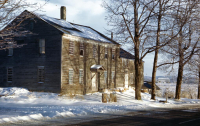 Hutch24_S1_Sb3_B01_135.jpg