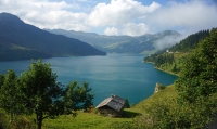 ALPINE_LAKE2C_French_Alps_.jpg