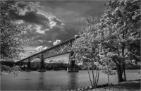 Walkway_over_the_Hudson_River_by__Bert_Schmitz.jpg