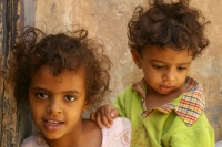 Yemeni_children_before_war.jpg