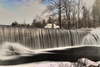 Falls_at_the_Lake_2.jpg