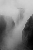 Victoria_Falls_Mist.jpg