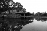 Hue_Tombs_Lake_B_W_copy.jpg